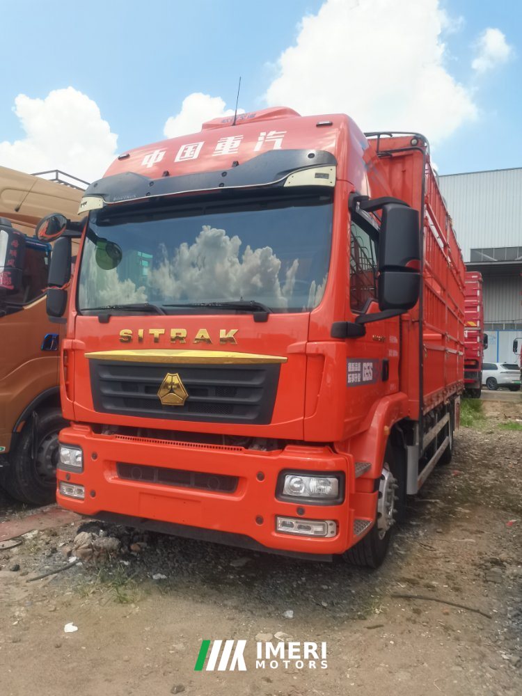 2023 Sinotruk Sitrak G5S 290 hp 4X2 6.8 m