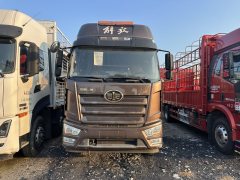 FAW Jiefang J6L 260 hp 4X2 6.75 m - фото 2