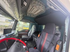Sinotruk HOWO TX7 290 hp 4X2 9.6 m - фото 8