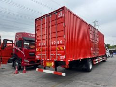 Sinotruk HOWO TX7 PRO 290 hp 4X2 9.6 m - фото 4