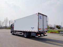 Foton Auman GTL Xingyi Edition 380 hp 4X2 7.8 m - фото 4