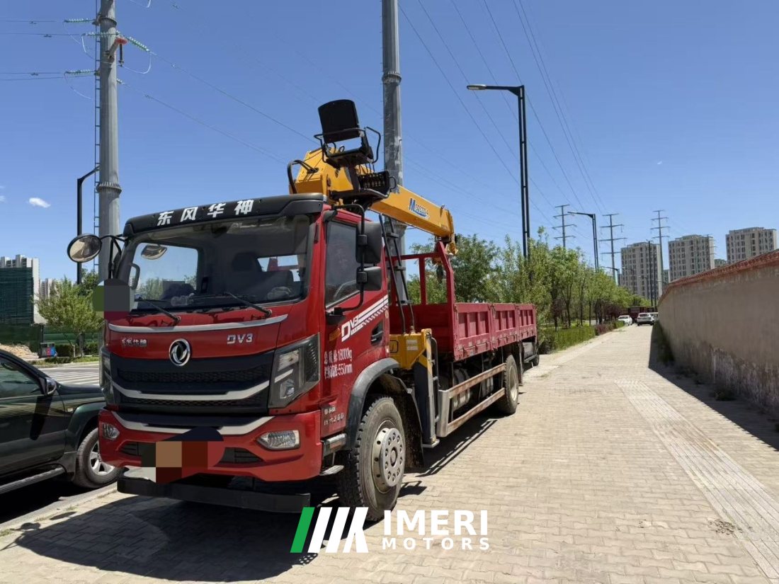 Dongfeng Huashen DV3 200 hp 4X2 6.1 m - грузовик из Китая