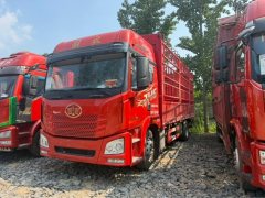FAW Jiefang JH6 320 hp 4X2 6.75 m - фото 1