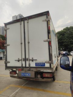 Foton Aumark 3 136 hp 4X2 4.2 m - фото 8