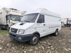 Iveco Daily 122 hp 4X2 3.36 m - фото 1