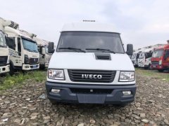Iveco Daily 122 hp 4X2 3.36 m - фото 2