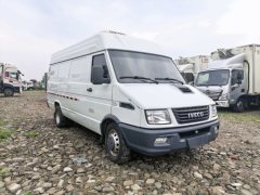 Iveco Daily 122 hp 4X2 3.36 m - фото 3