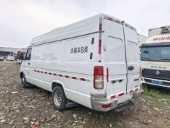 Iveco Daily 122 hp 4X2 3.36 m - фото 5