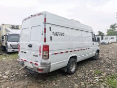 Iveco Daily 122 hp 4X2 3.36 m - фото 6