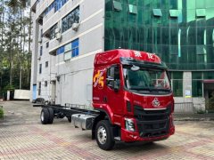 Dongfeng Liuzhou Chenglong H5 290 hp 4X2 9.7 m - фото 11