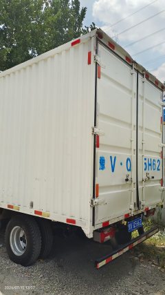 SAIC Yuejin H 150 hp 4X2 4.17 m - фото 4