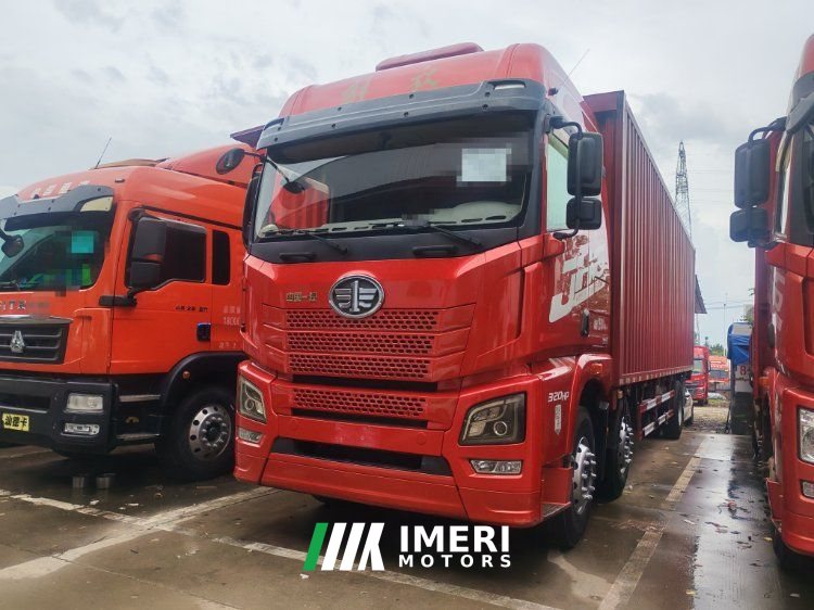 FAW Jiefang JH6 320 hp 6X2 9.4 m - грузовик из Китая