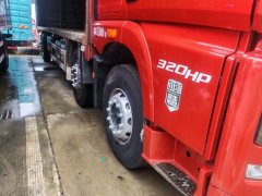 FAW Jiefang JH6 320 hp 6X2 9.4 m - фото 4