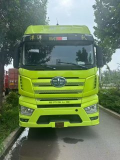 FAW Jiefang J7 560 hp 8X4 9.4 m - фото 7