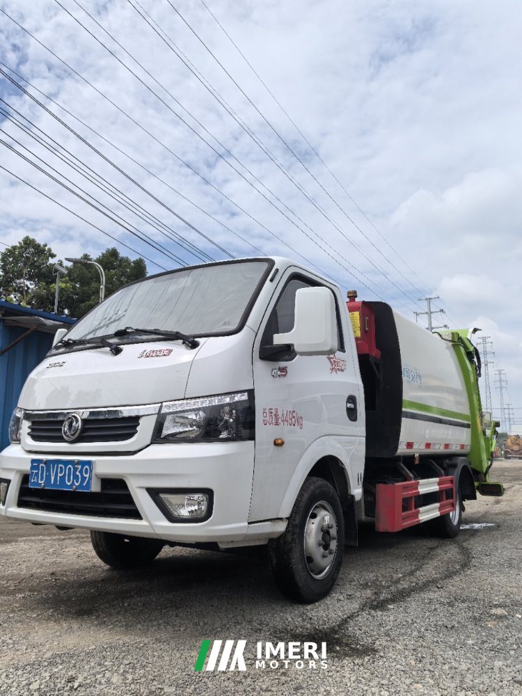 Dongfeng Duolika Dollicar D6 95 hp 4X2 4.8 m - грузовик из Китая