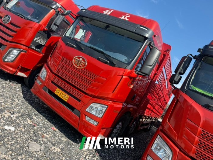 2023 FAW Jiefang JH6 520 hp 8X4 9.4 m