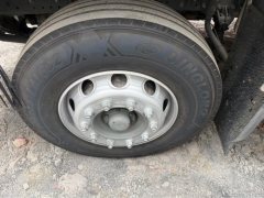 Sinotruk HOWO Max 290 hp 4X2 6.75 m - фото 9