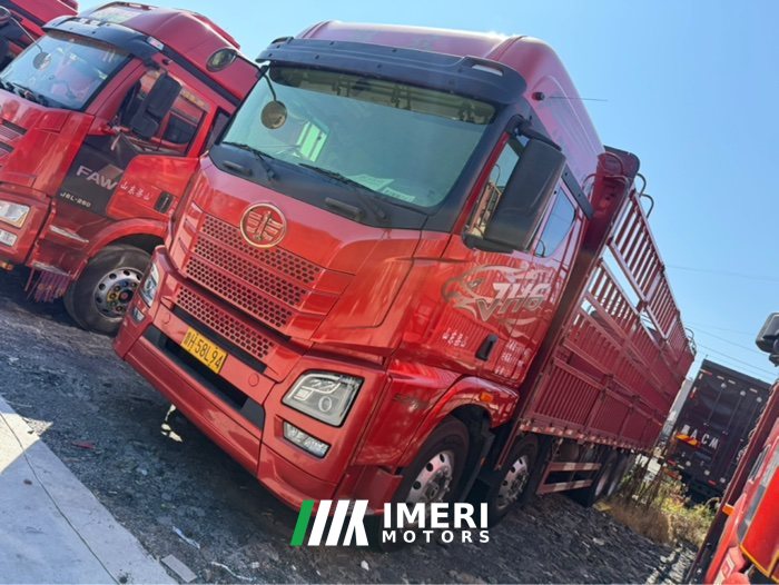 2023 FAW Jiefang JH6 520 hp 8X4 9.5 m
