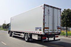 Sinotruk HOWO TX7 350 hp 6X2 9.45 m - фото 4