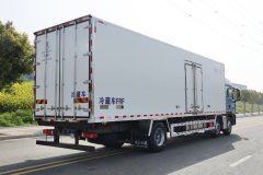 Sinotruk HOWO TX7 350 hp 6X2 9.45 m - фото 6