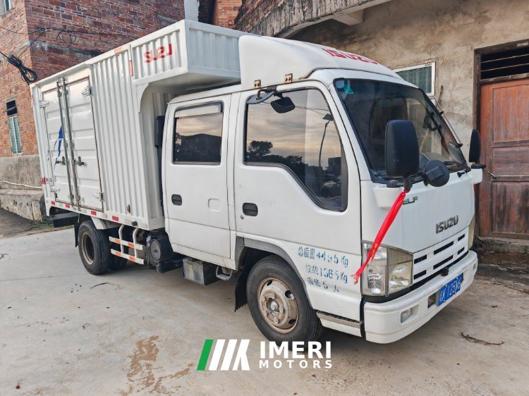 Qingling Isuzu 100P 130 hp 4X2 3.24 m - грузовик из Китая