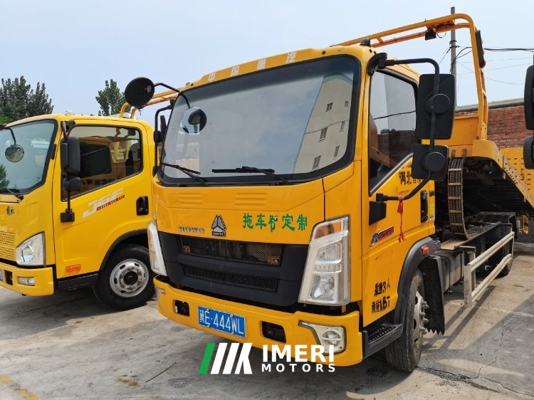 SINOTRUK HOWO Light Duty Truck Hanjiang 140 hp 4X2 5.8 m - грузовик из Китая