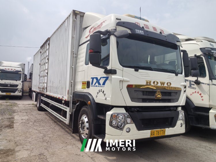 Sinotruk HOWO TX7 290 hp 4X2 9.6 m - грузовик из Китая