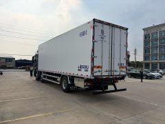 Foton Auman GTL 400 hp 6X2 9.4 m - фото 7