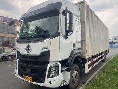 Dongfeng Liuzhou Chenglong H5 240 hp 4X2 9.7 m - фото 1