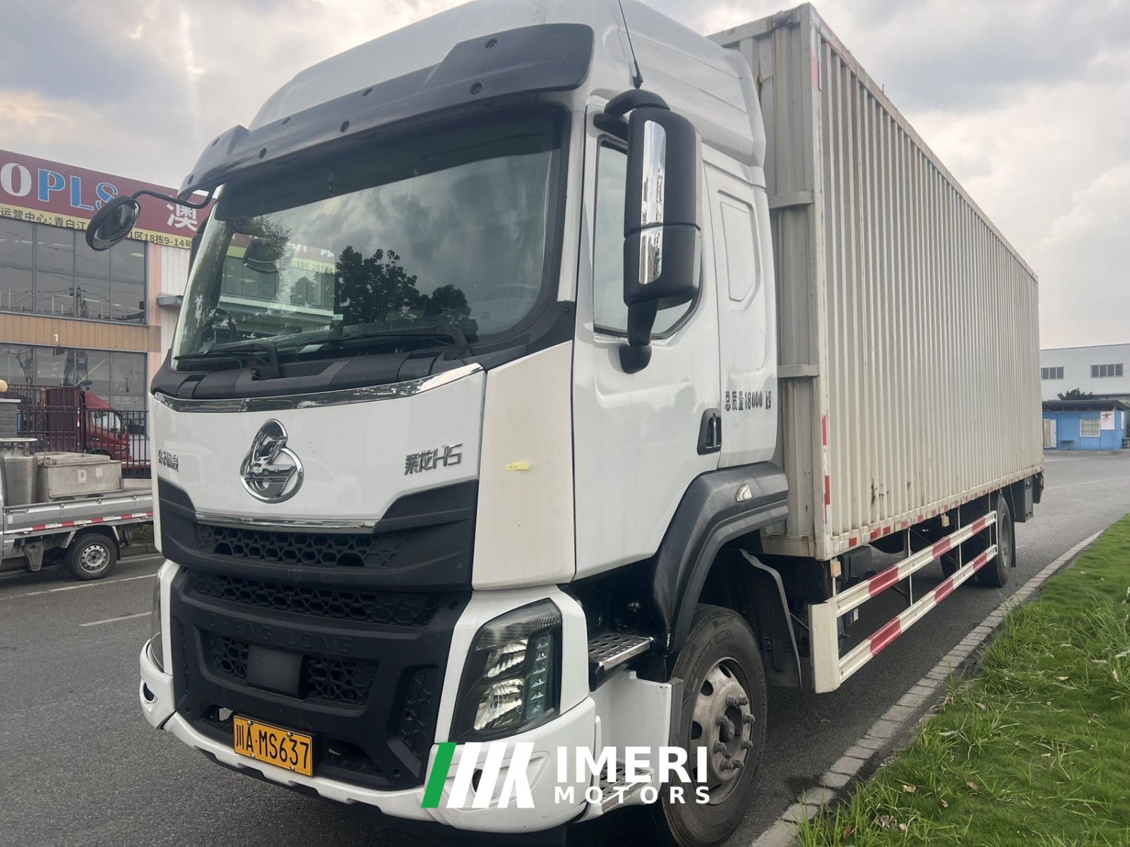 2024 Dongfeng Liuzhou Chenglong H5 240 hp 4X2 9.7 m