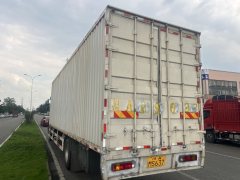 Dongfeng Liuzhou Chenglong H5 240 hp 4X2 9.7 m - фото 3