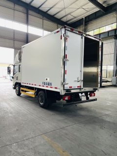JMC 164 hp 4X2 3.7 m - фото 5