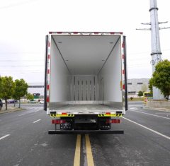 Sinotruk HOWO TS7 330 hp 4X2 9.5 m - фото 5