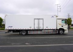 Sinotruk HOWO TS7 330 hp 4X2 9.5 m - фото 6