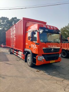 Sinotruk HOWO TX7 PRO 290 hp 4X2 9.7 m - фото 7