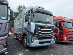 Sinotruk HOWO Max 290 hp 4X2 6.75 m - фото 3