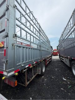 Sinotruk HOWO Max 290 hp 4X2 6.75 m - фото 6