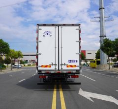 Foton Auman GTL 380 hp 4X2 9.6 m - фото 4