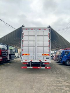 Foton Auman 240 hp 4X2 9.8 m - фото 8