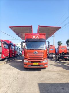 FAW Jiefang J6L 260 hp 4X2 9.8 m - фото 2