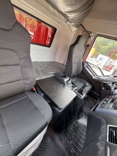FAW Jiefang J6L 240 hp 4X2 - фото 7