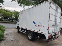Qingling Isuzu 100P 120 hp 4X2 3.6 m - фото 8