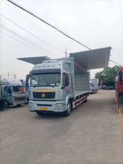 Sinotruk Sitrak G5 290 hp 4X2 9.7 m - фото 1