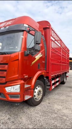 FAW Jiefang J6L 240 hp 4X2 6.8 m - фото 6