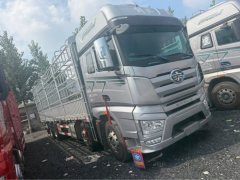 FAW Jiefang J7 460 hp 8X4 9.4 m - фото 3