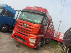 FAW Jiefang J7 560 hp 8X4 9.4 m - фото 1
