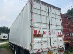 Dongfeng Liuzhou Chenglong H5 240 hp 4X2 9.7 m - фото 3