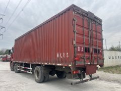Shacman Delong New M3000 245 hp 6X2 9.55 m - фото 3