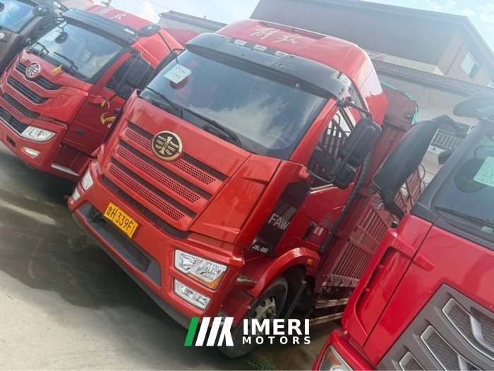 2023 FAW Jiefang J6L 260 hp 4X2 6.75 m
