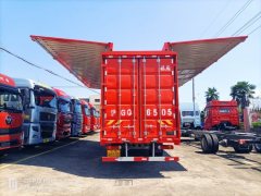 Sinotruk HOWO TX7 290 hp 4X2 9.7 m - фото 4